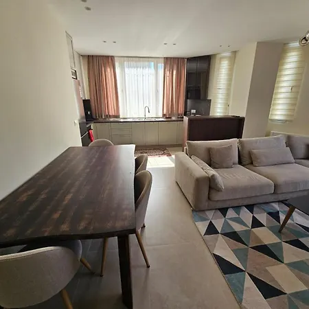 My 2 Rruga Bogdaneve Apartment